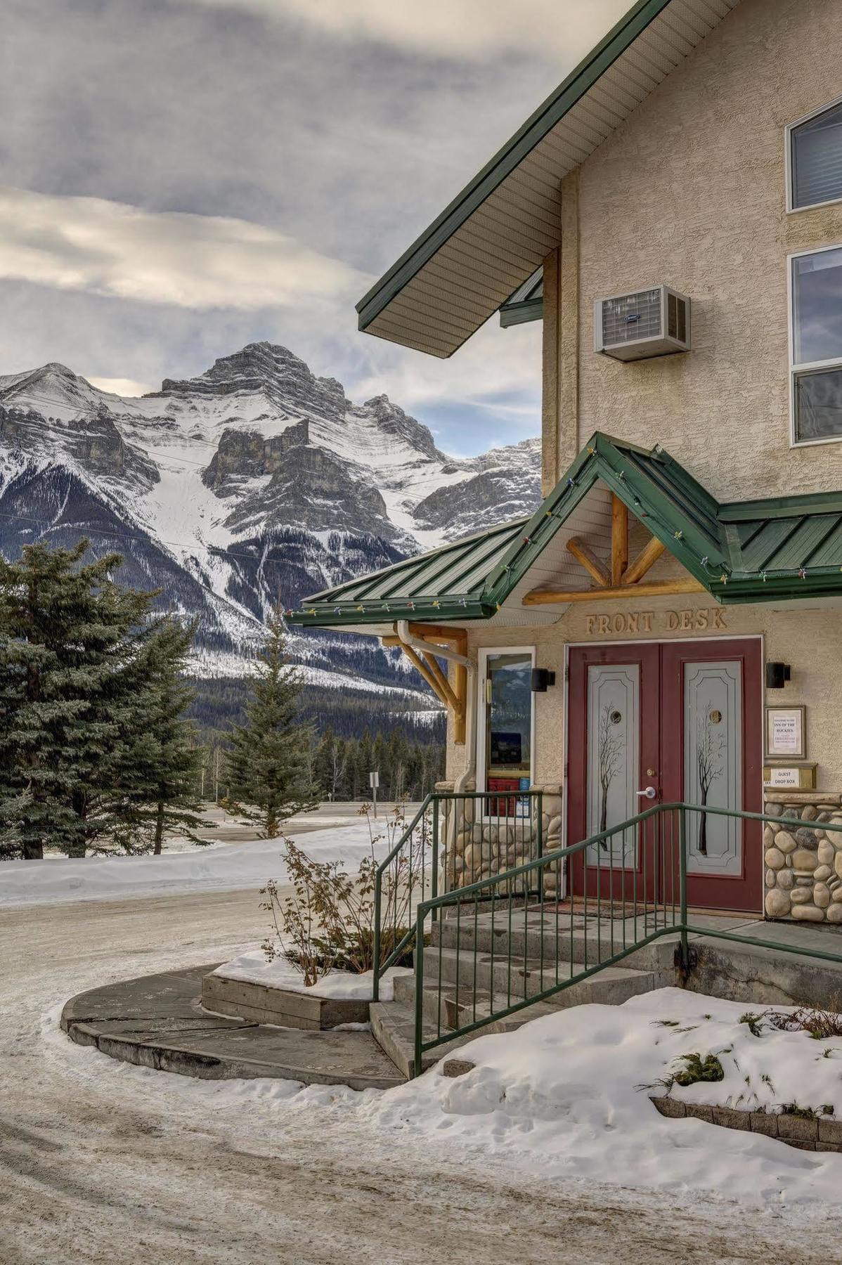 Inn Of The Rockies Canmore Kültér fotó